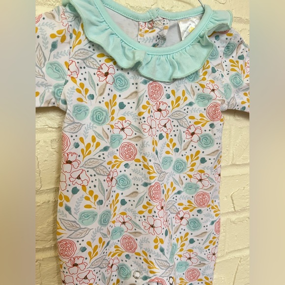 3m Stitchy Fish Floral Romper NWOT - Picture 3 of 3